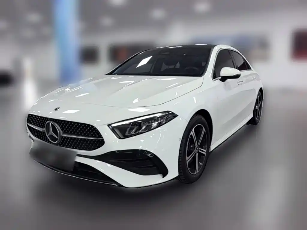 Mercedes-Benz A-Класс 2024