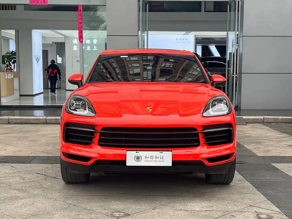 Porsche Cayenne 2021
