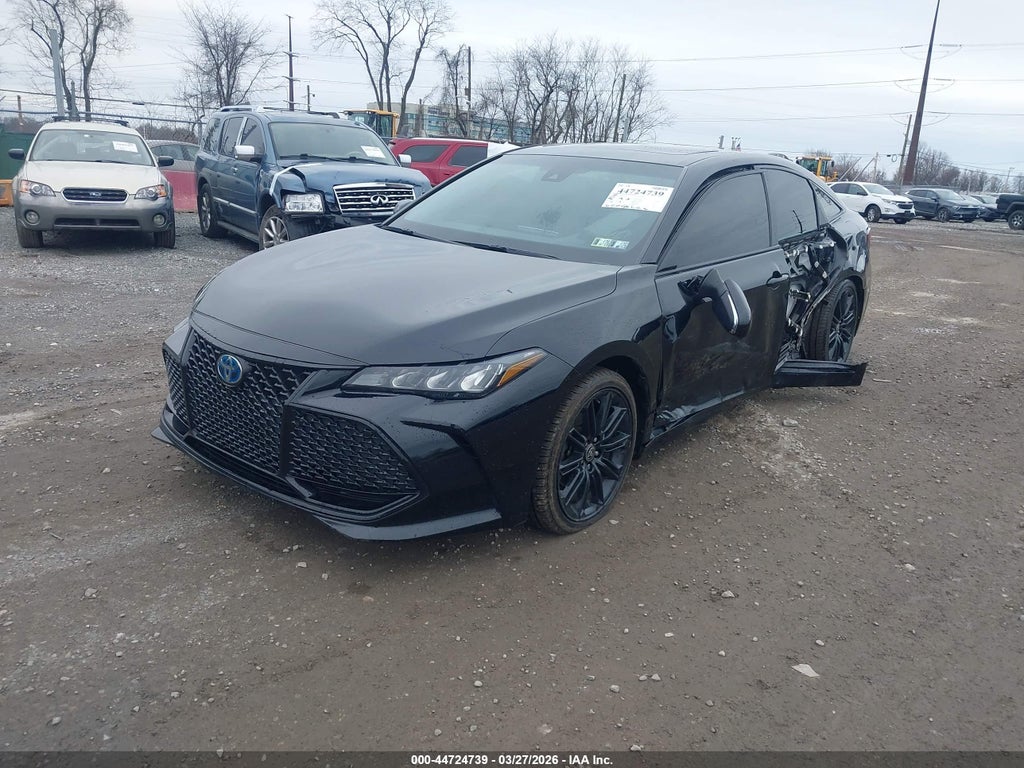 Toyota Avalon 2022