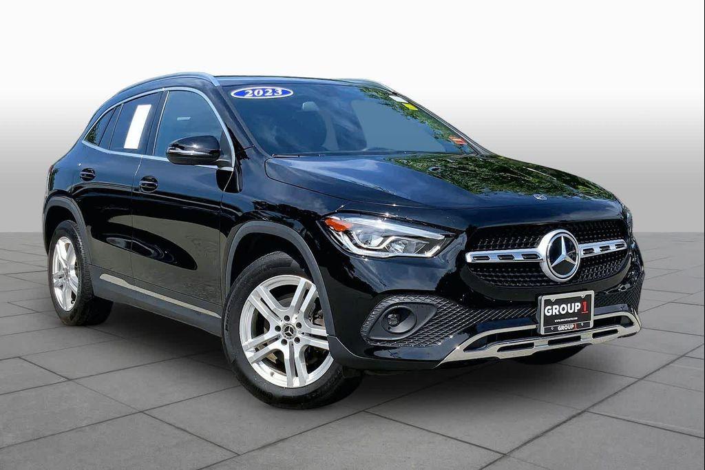 Mercedes-Benz GLA 250 2023
