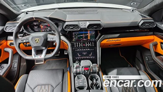 Lamborghini Urus 2024
