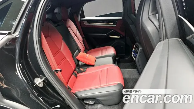Porsche Cayenne 2024