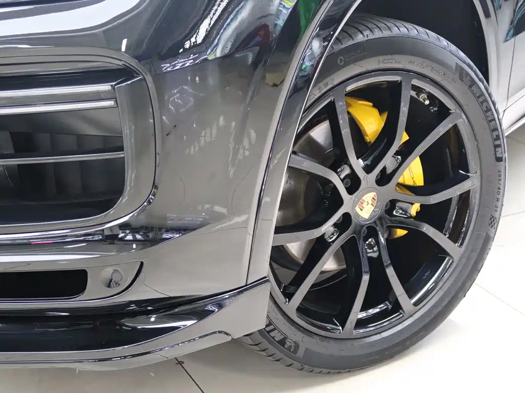 Porsche Cayenne 2023
