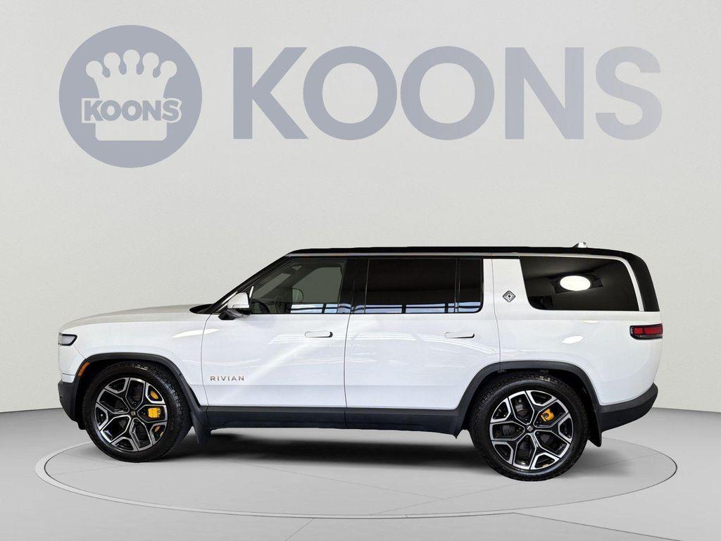 Rivian R1S 2022
