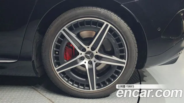 Mercedes-Benz EQE 2023