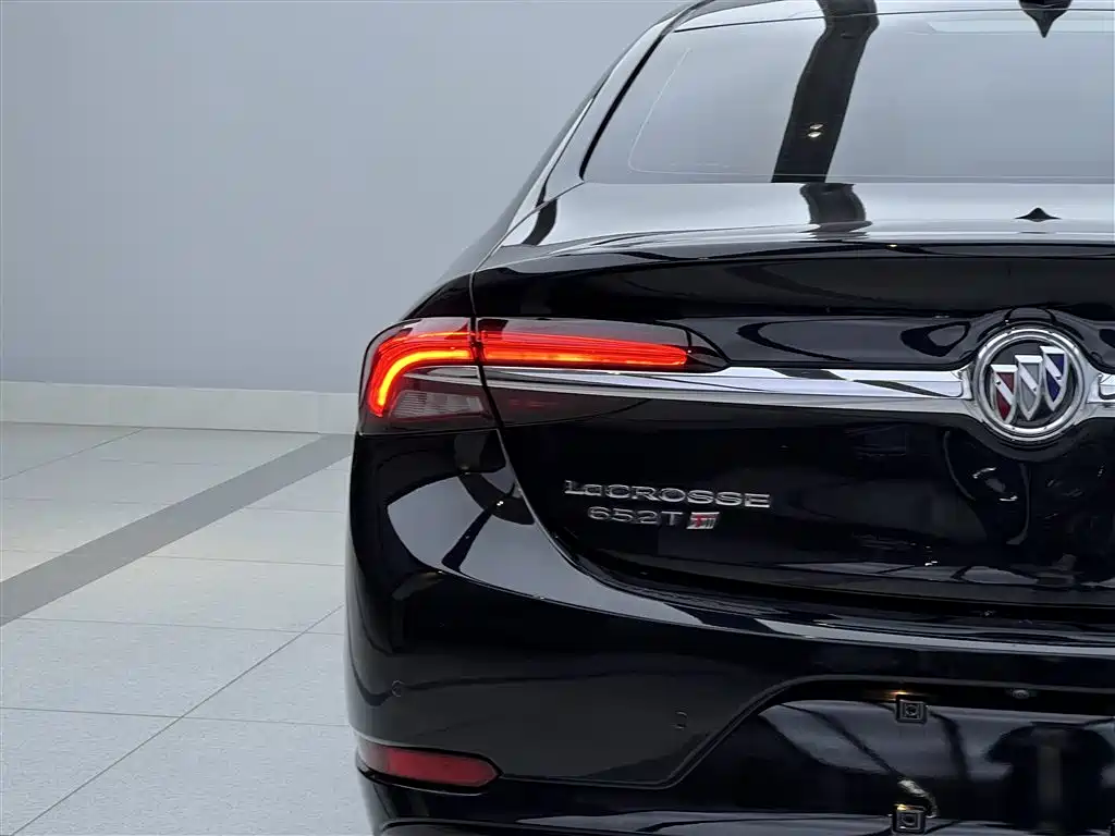Buick LaCrosse 2022
