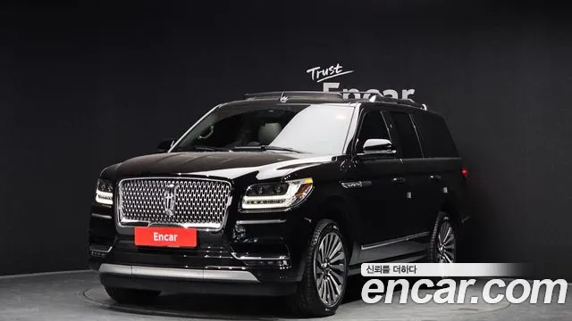 Lincoln Navigator 2021