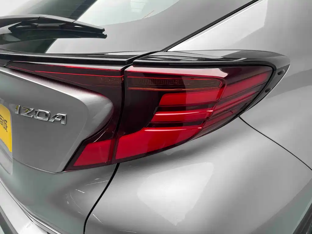 Toyota Izoa 2021