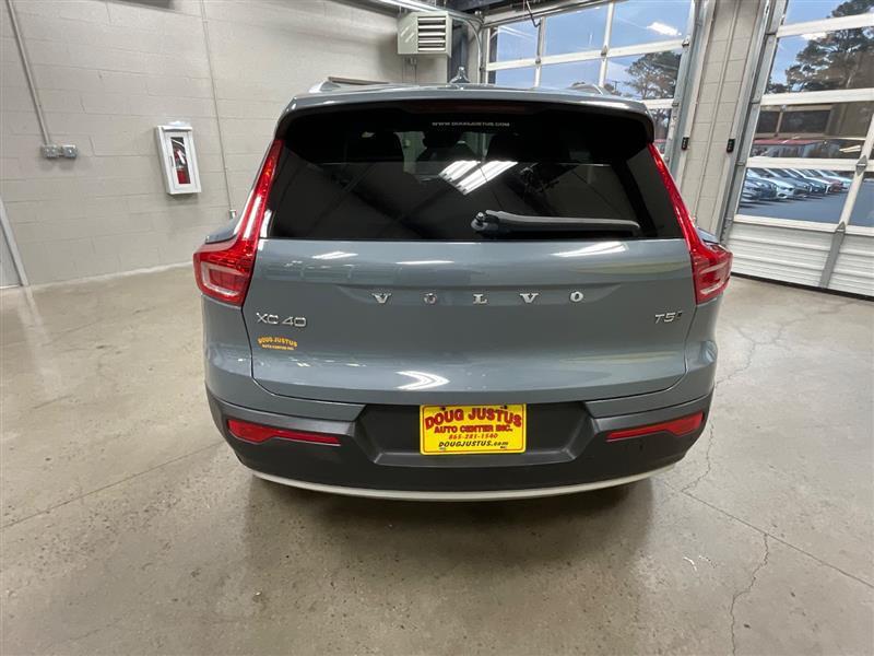 Volvo XC40 2021