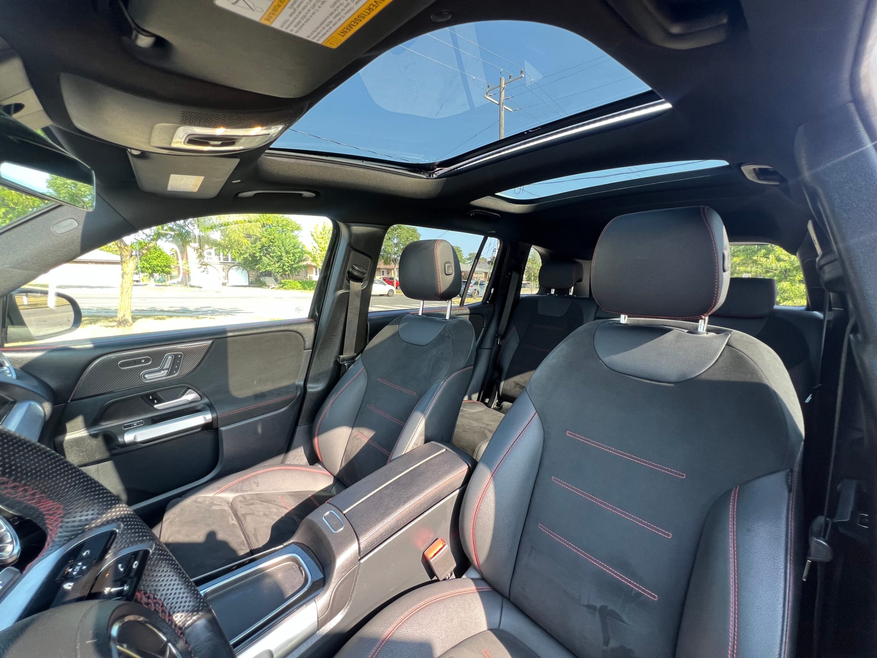 Mercedes-Benz GLB 2024