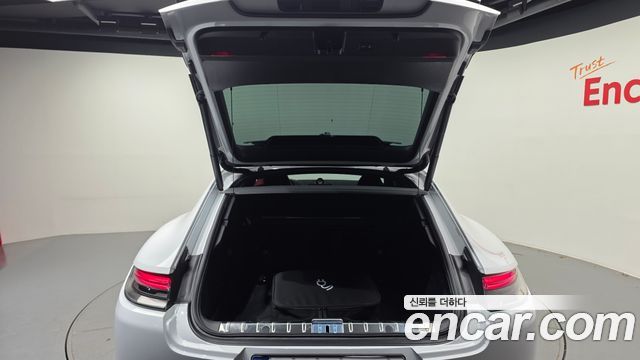 Porsche Panamera 2022