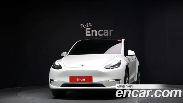Tesla Model Y 2021