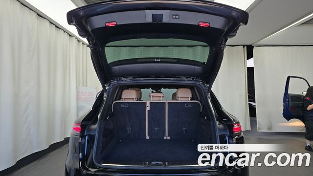 Porsche Cayenne 2021