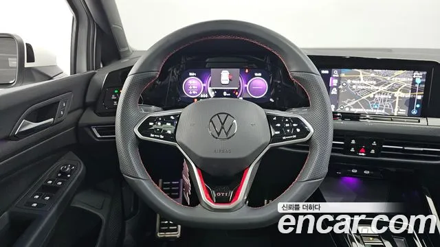 Volkswagen Golf 2024
