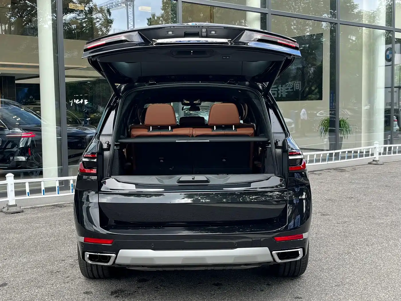 BMW X7 2025