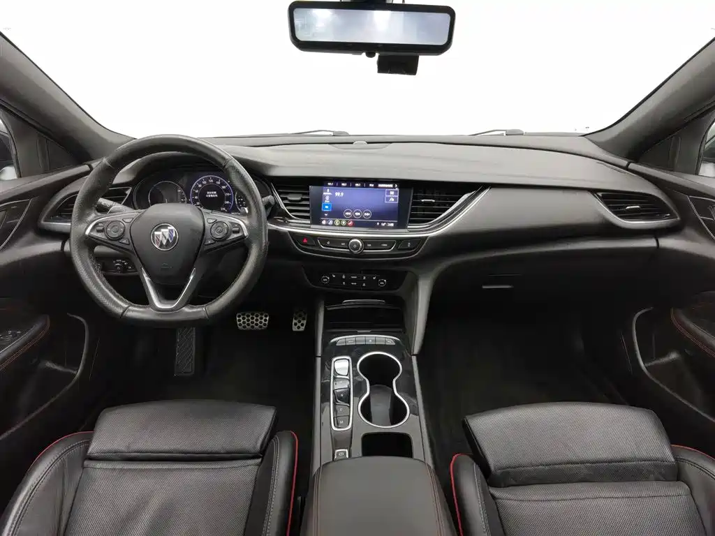 Buick Regal 2020