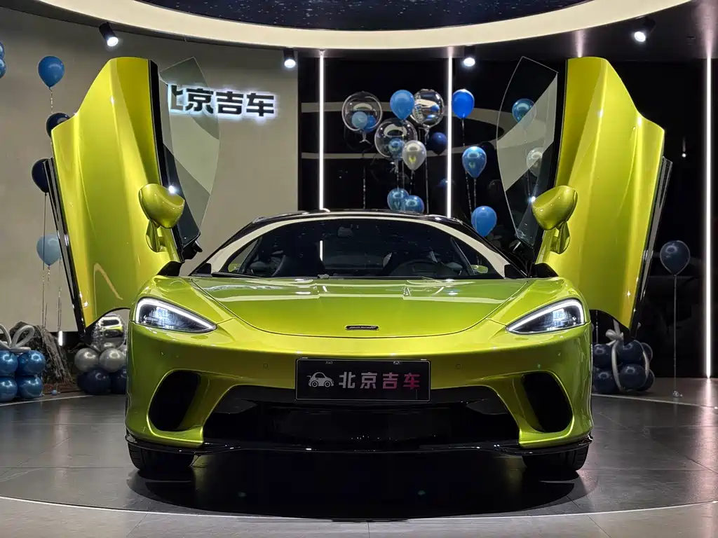 McLaren GT 2023