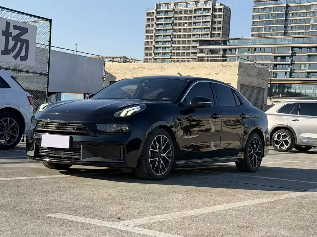Lynk & Co 03 2021