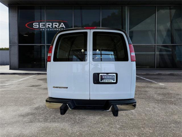 Chevrolet Express 2024