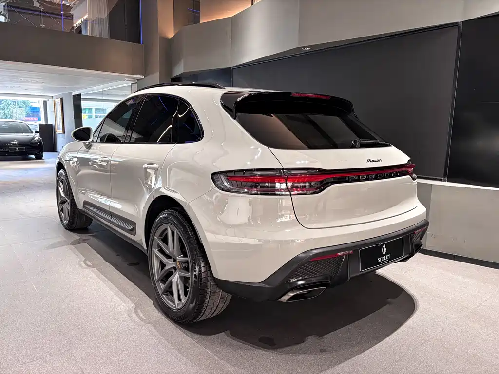 Porsche Macan 2023
