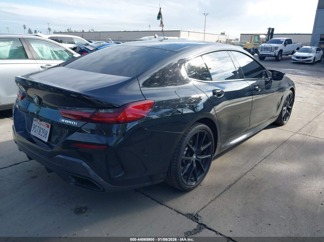 BMW 8 серии 2025