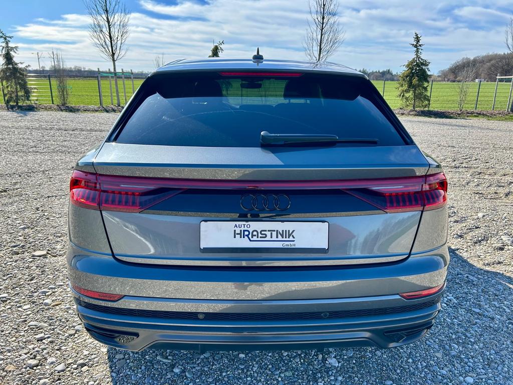 Audi Q8 2022