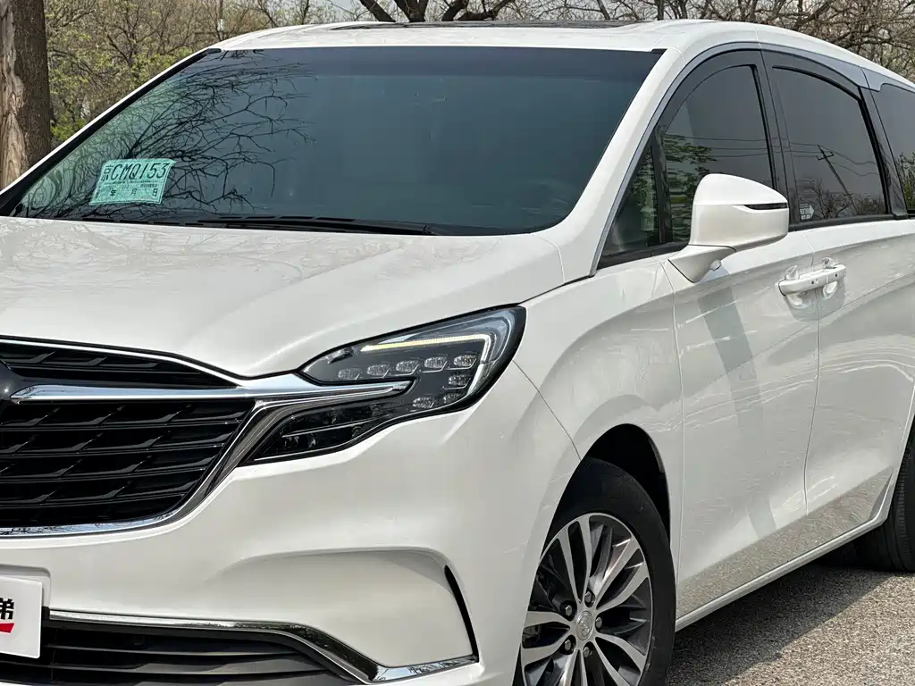 Buick GL8 2021