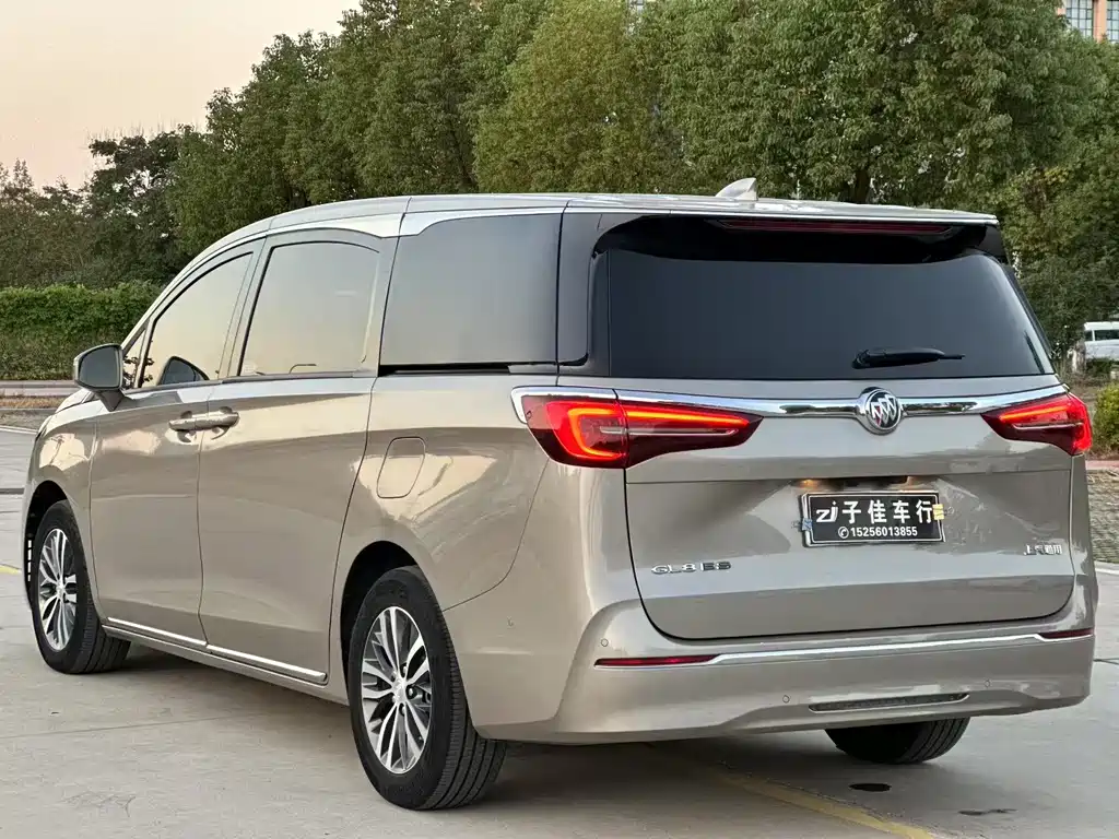 Buick GL8 2023