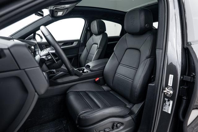 Porsche Cayenne 2025