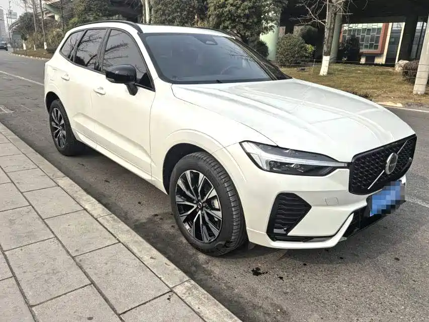Volvo XC60 2024