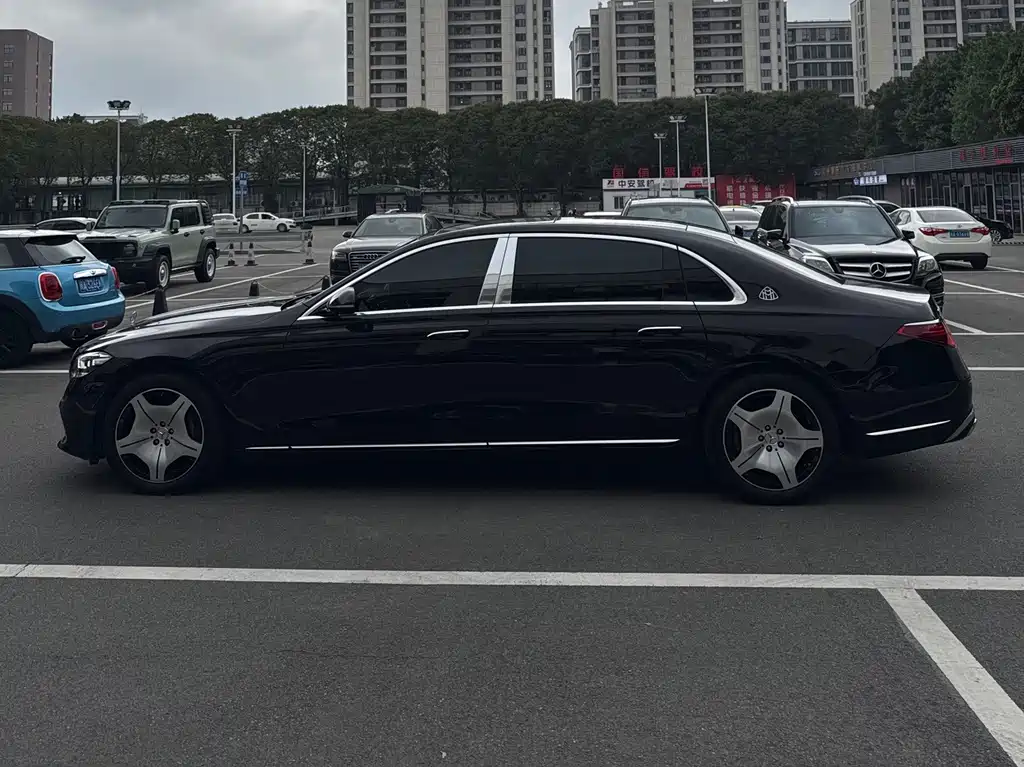 Mercedes-Benz Maybach S-Класс 2024