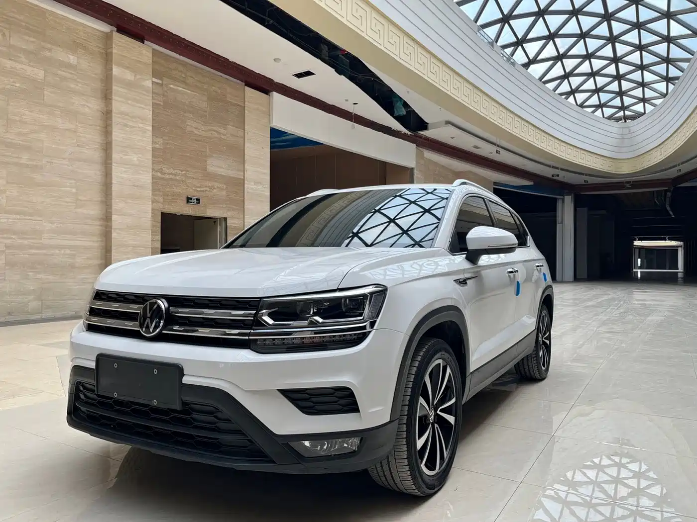 Volkswagen Tharu 2023