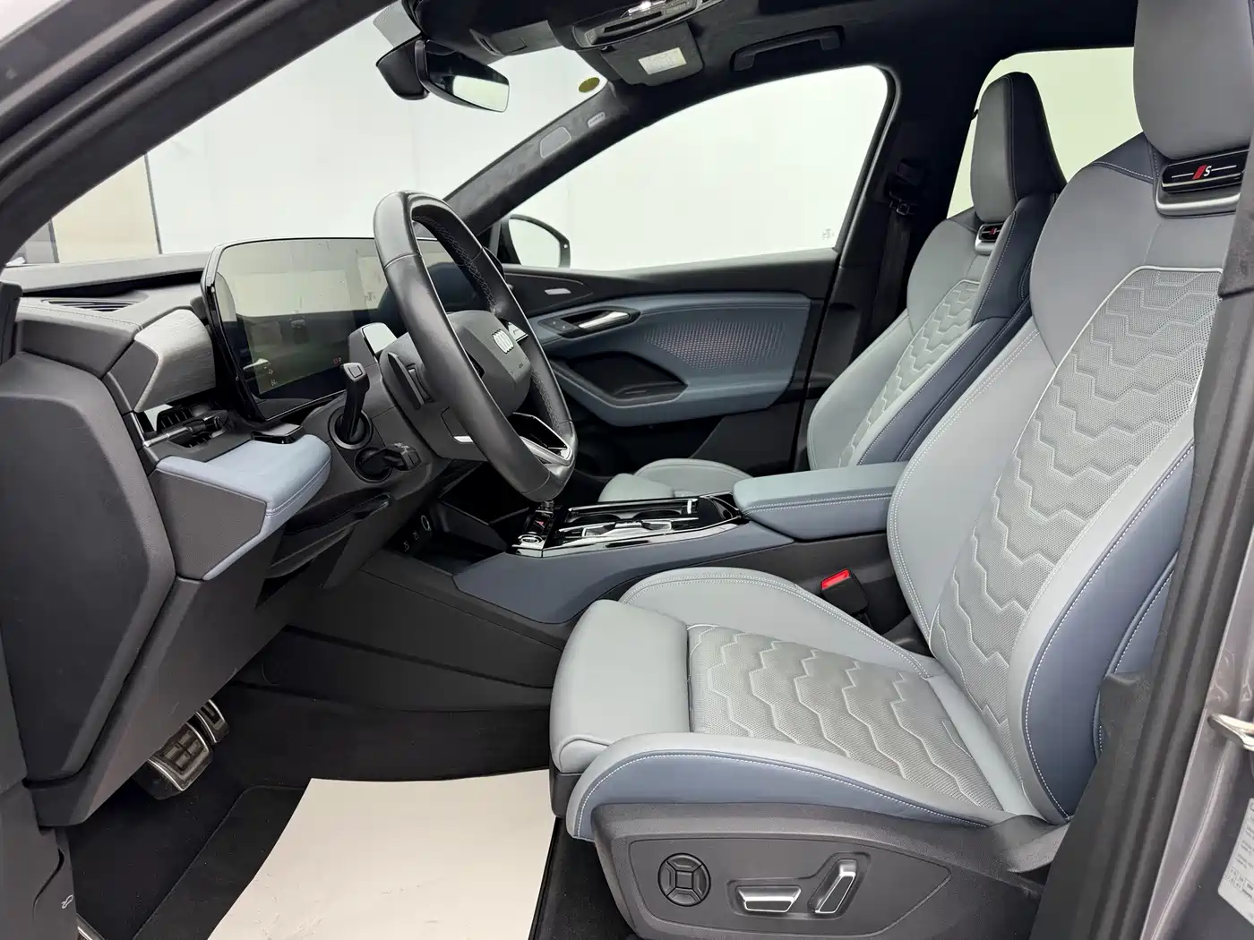Audi e-tron 2025