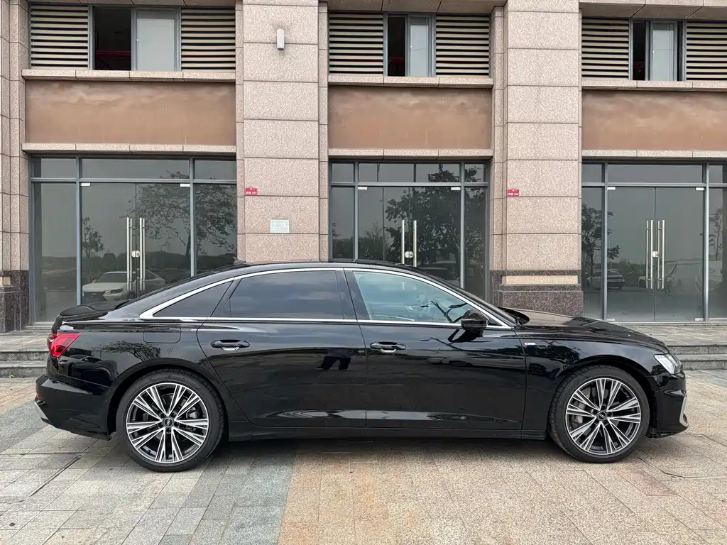 Audi A6 2024