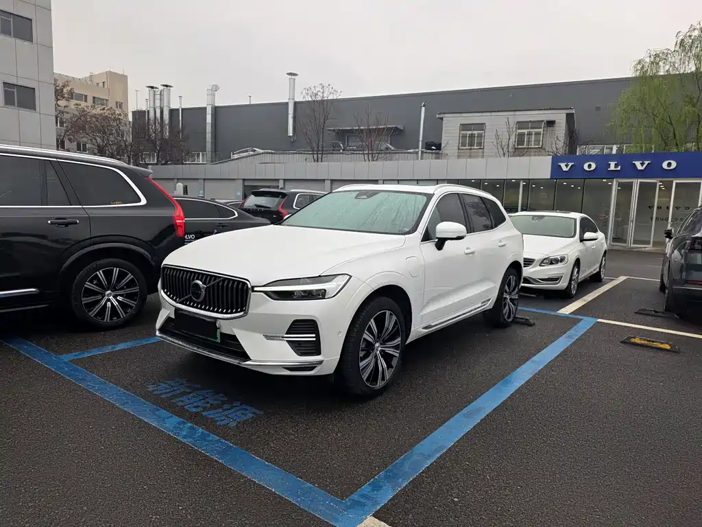 Volvo XC60 2023