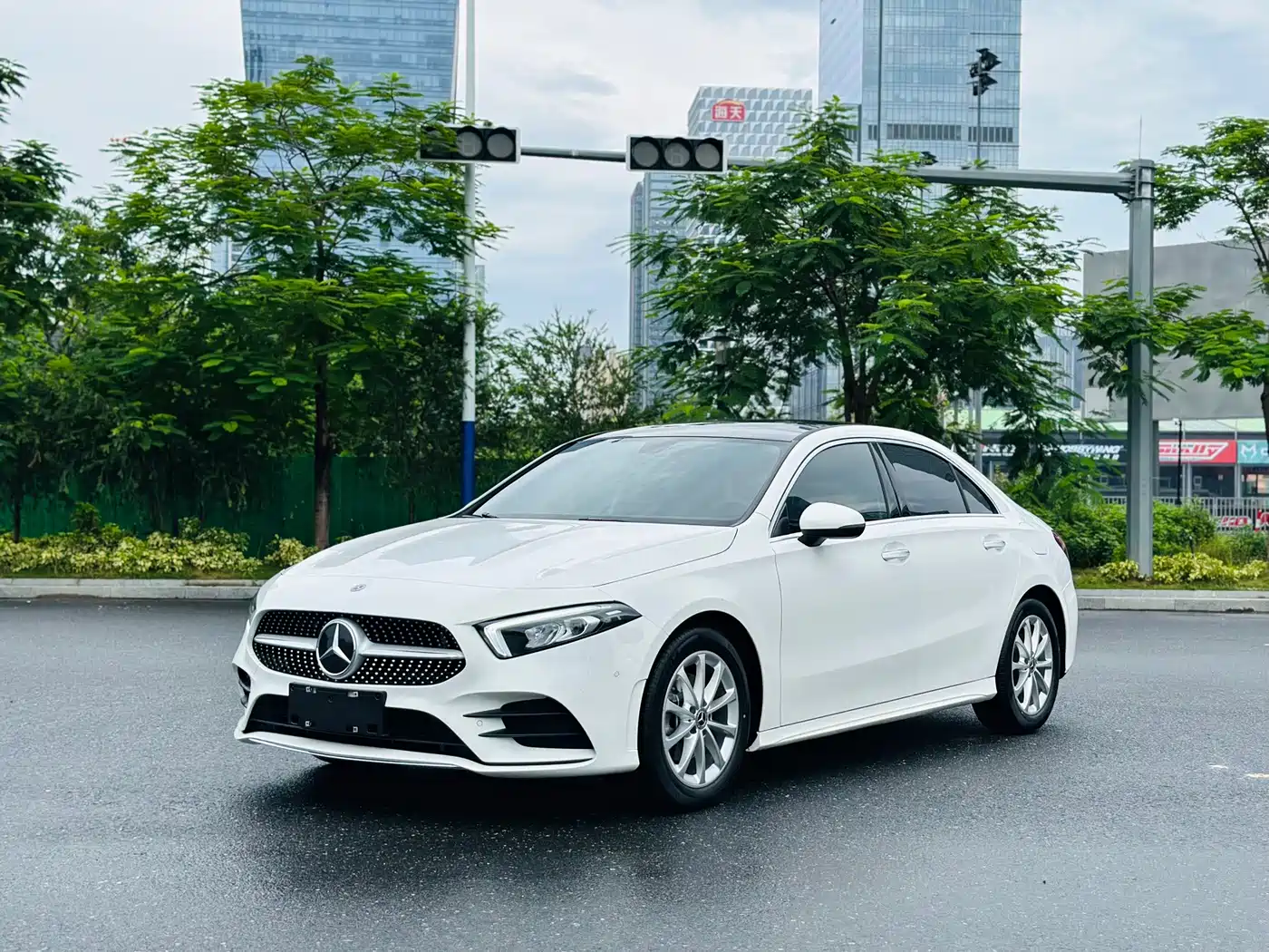 Mercedes-Benz A-Класс 2021