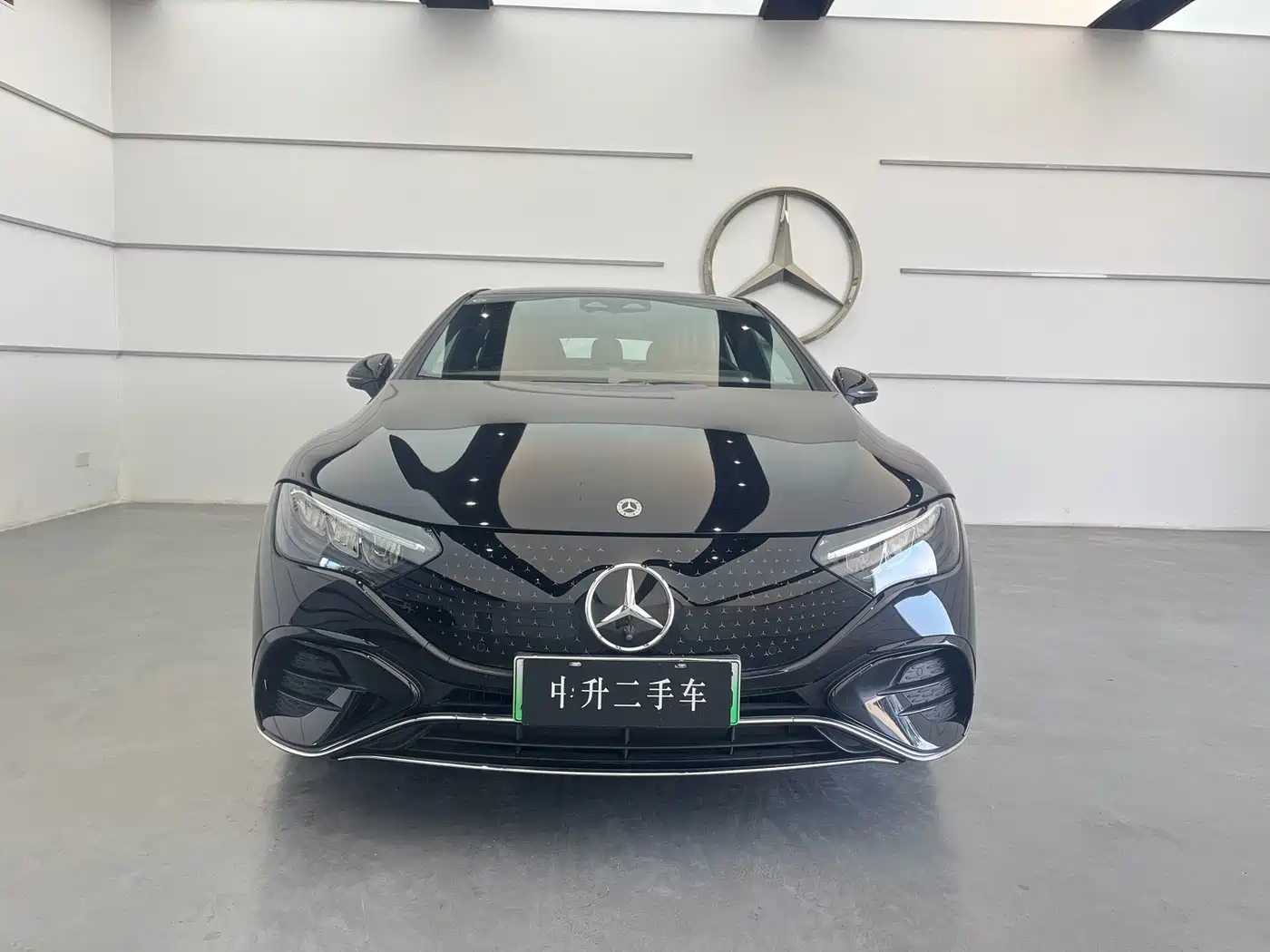 Mercedes-Benz EQE 2025