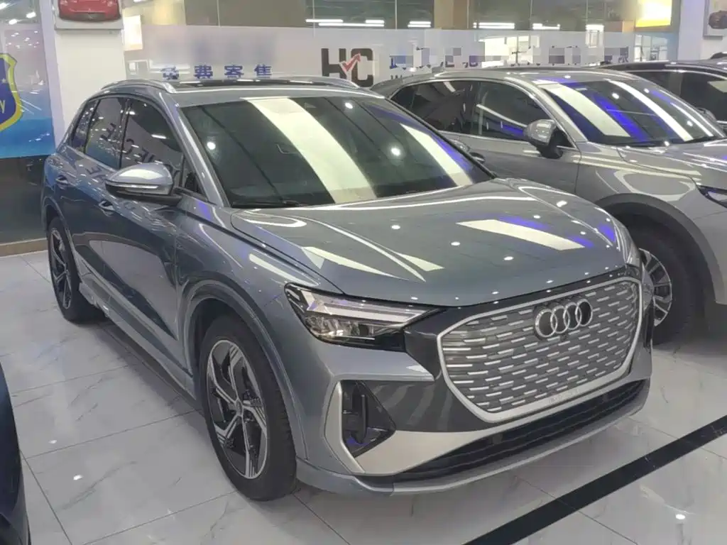 Audi Q4 e-tron 2024