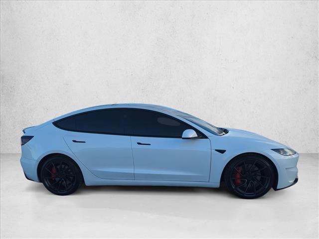 Tesla Model 3 2024