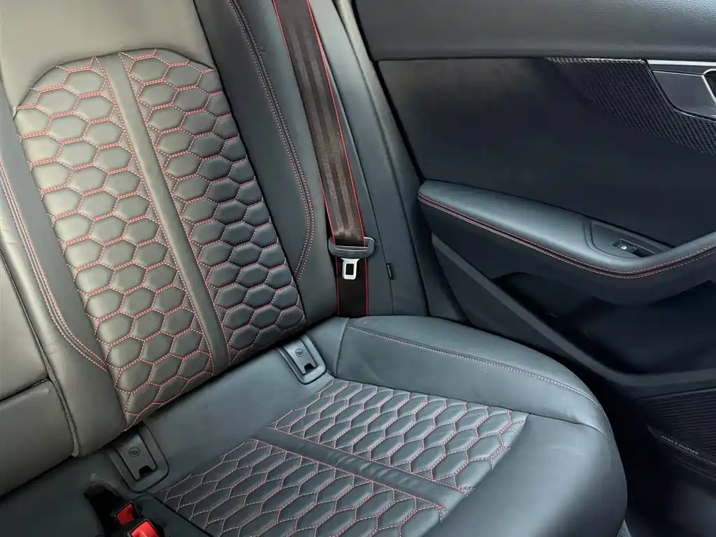 Audi RS 4 2024