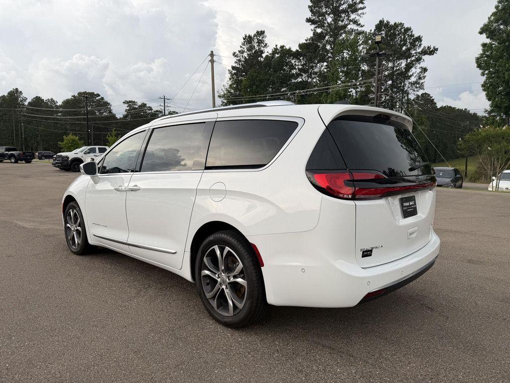 Chrysler Pacifica 2024