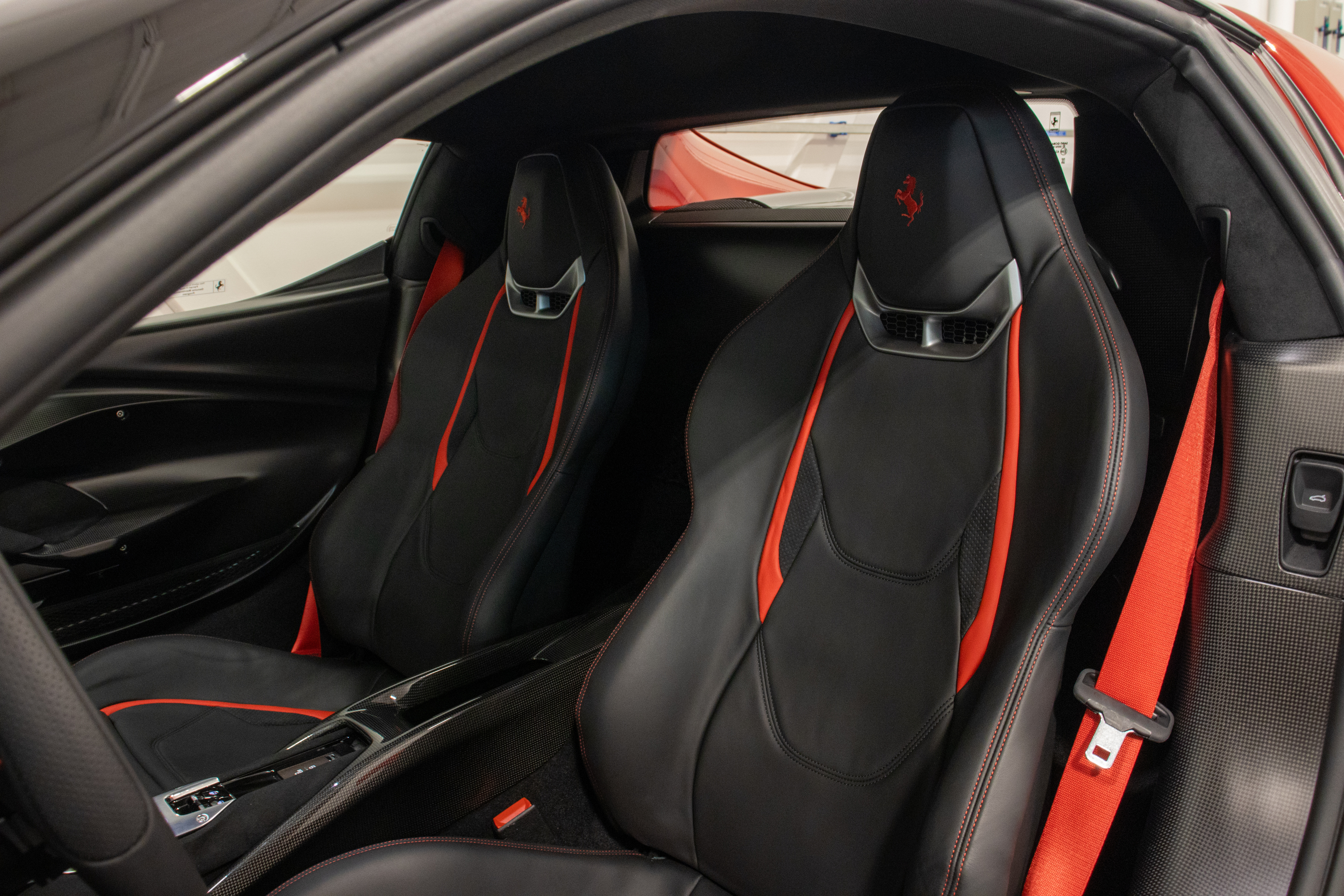 Ferrari 296 GTB 2023