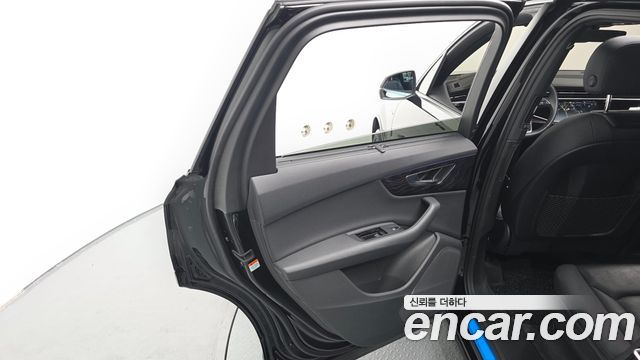 Audi Q7 2023