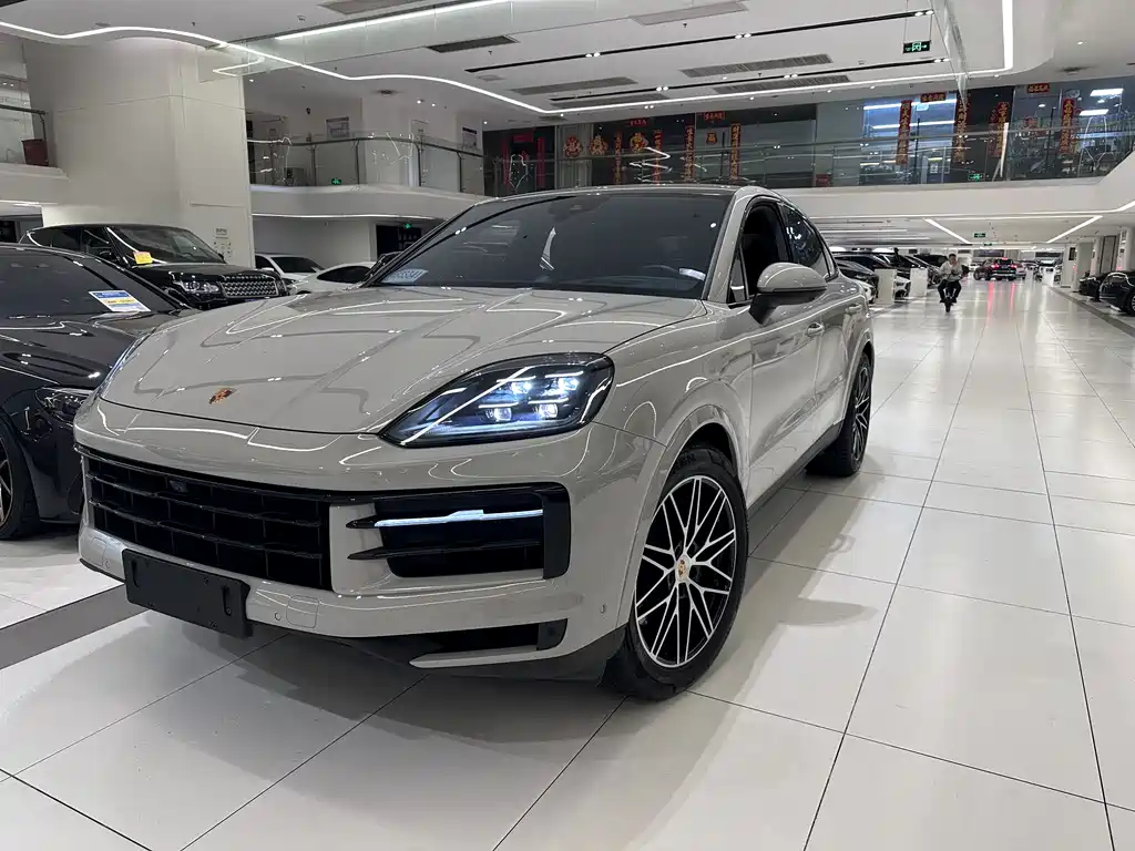 Porsche Cayenne 2024