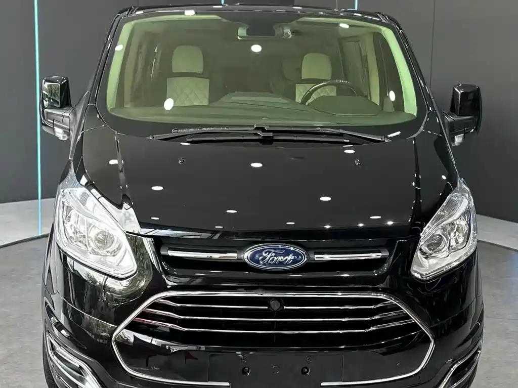 Ford TOURNEO 2020