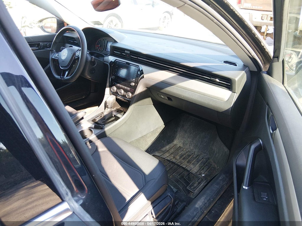 Volkswagen Passat 2022