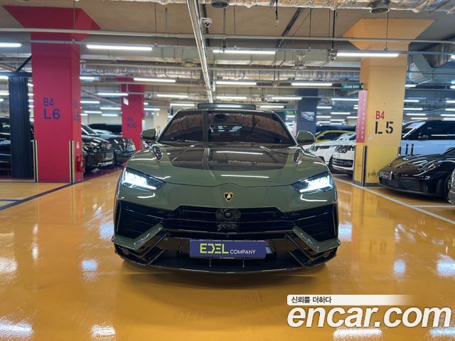 Lamborghini Urus 2023