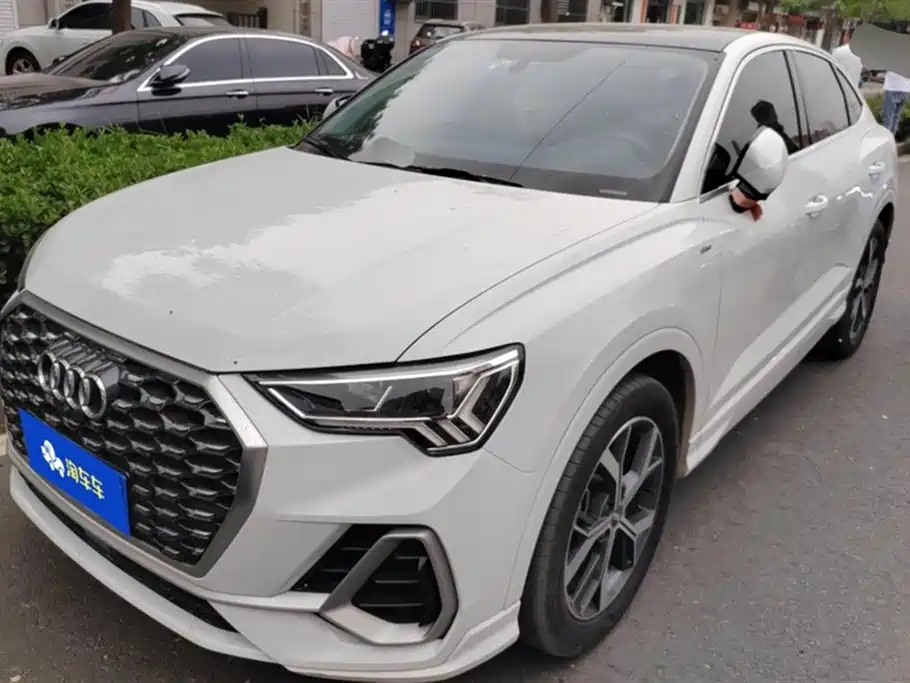 Audi Q3 2021