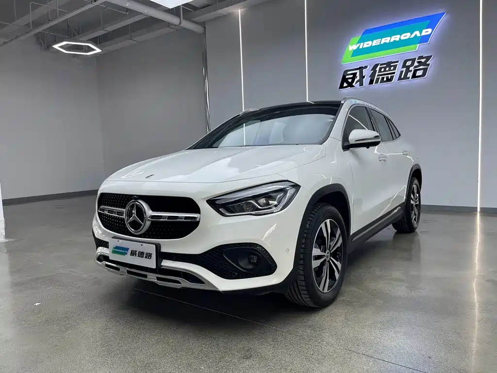 Mercedes-Benz GLA 2023