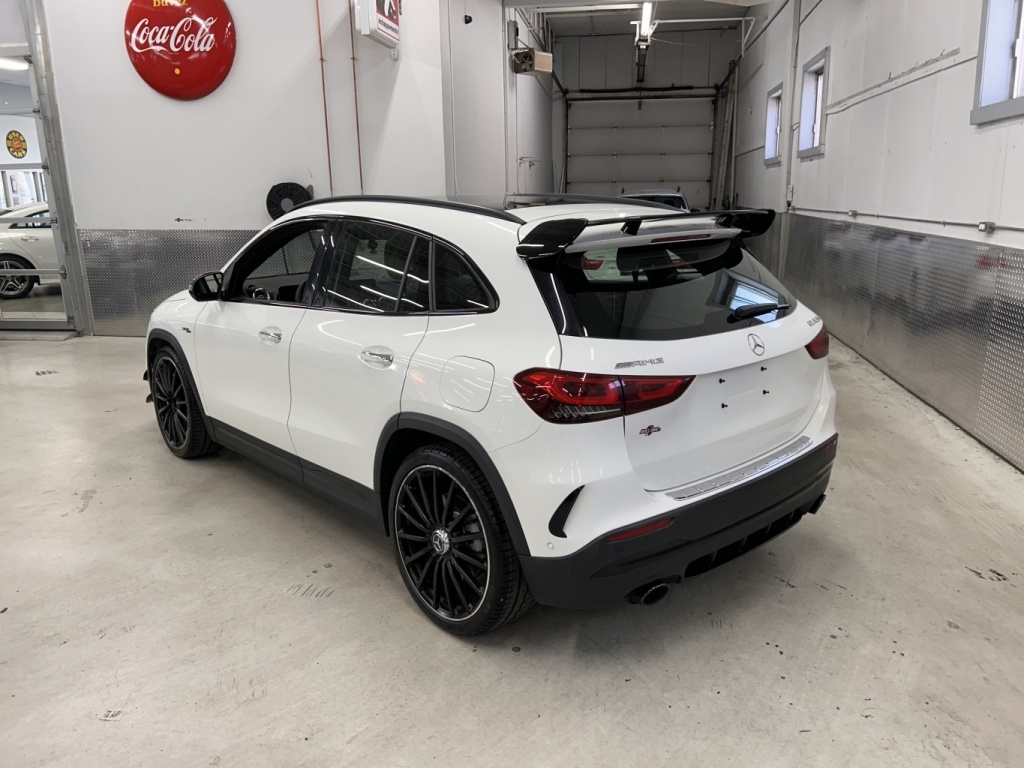 Mercedes-Benz GLA 2021